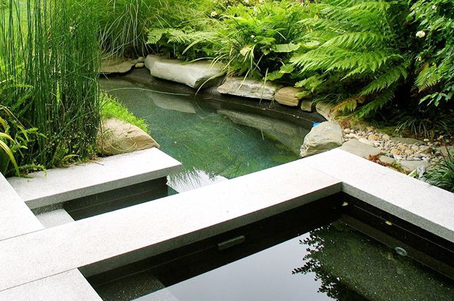 Создаем водоем на участке: что учесть и как ухаживать - у нас можно заказать природный камень по низким ценам - как заказать, где купить без посредников, куда обратиться, быстро с доставкой под ключ - в Камень Клуб