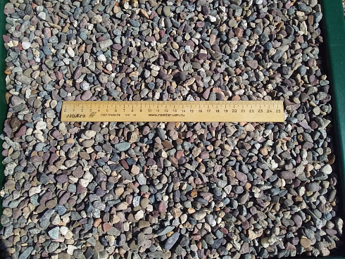 Kamenclub.ru: Галька речная окат цветная фр.5-10 мм. купить  в Туле галька речная белый, серый, красноватый, синий, темно-серый речная окатанная галька декоративная 6800 руб/т   фото КАМЕНЬ КЛУБ