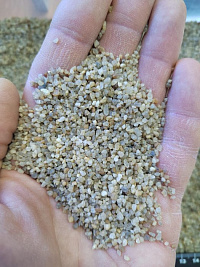 Кварцевый песок сухой фракцинированный фр. 1,6-4 мм.  купить в Туле фото Камень Клуб