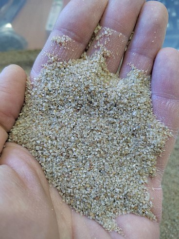 Кварцевый песок для площадок фр. 0,3 - 1 мм.  купить в Туле фото Камень Клуб