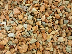 Kamenclub.ru: Щебень крошка желтый (ЗЛАТОЛИТ) фр. 3-5 мм.  купить в Туле златолит золотистый, бежевый, желтый мрамор 12 000 руб/т   фото КАМЕНЬ КЛУБ