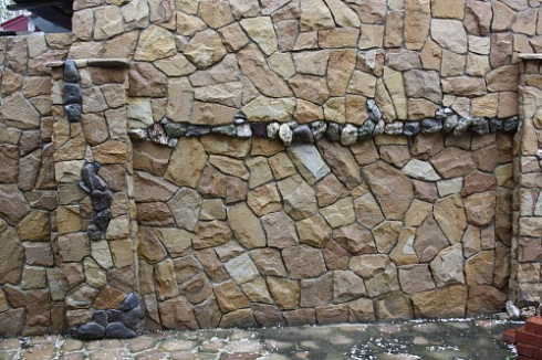 Kamenclub.ru: Песчаник колотый для облицовки (фр. 2-3 см)  купить в Туле песчаник бежевый серый рыжий песчаник строительный 5000 руб/т   фото КАМЕНЬ КЛУБ