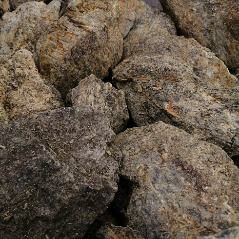 фото Змеевик салатовый  (фр. 70-100 мм)  купить в Туле в интернет-портале КАМЕНЬ КЛУБ