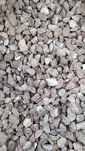 Kamenclub.ru: Мраморная крошка (щебень галтованный розовый) фр.20-40 мм.  купить в Туле мрамор розовый, красный оголтованный округлый щебень  15000 руб/т   фото КАМЕНЬ КЛУБ