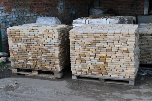 Kamenclub.ru: Песчаник брусчатка (Готика) art PSG-L-01  купить в Туле    2300 руб/кв.м   фото КАМЕНЬ КЛУБ