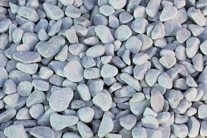 Kamenclub.ru: Мраморная крошка (щебень галтованный белый), фр.20-40 мм.  купить в Туле мрамор белый бежевый молочный мраморный щебень декоративный 17000 руб/т   фото КАМЕНЬ КЛУБ