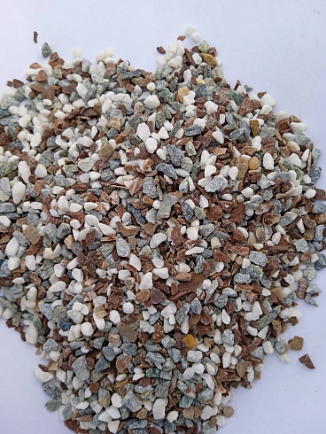 Kamenclub.ru: Мраморная крошка (щебень крошка микс : белый-черный-розовый) фр. 5-10 мм.  купить в Туле мрамор белый, черный, розовый, разноцветный микс декоративная мраморная каменная крошка 12000 руб/т   фото КАМЕНЬ КЛУБ
