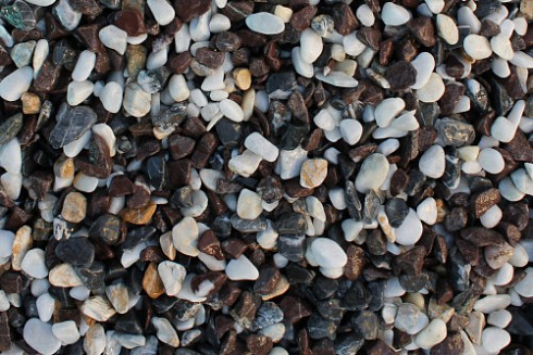 Kamenclub.ru: Мраморная крошка (щебень крошка микс : белый-черный-розовый) фр. 5-10 мм.  купить в Туле мрамор белый, черный, розовый, разноцветный микс декоративная мраморная каменная крошка 12000 руб/т   фото КАМЕНЬ КЛУБ