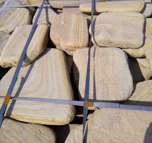 Kamenclub.ru: Песчаник пластушка галтованный желтый с рисунком (3 см)  купить в Туле плитняк - пластушка желтый песчаник 21000 руб/м3   фото КАМЕНЬ КЛУБ